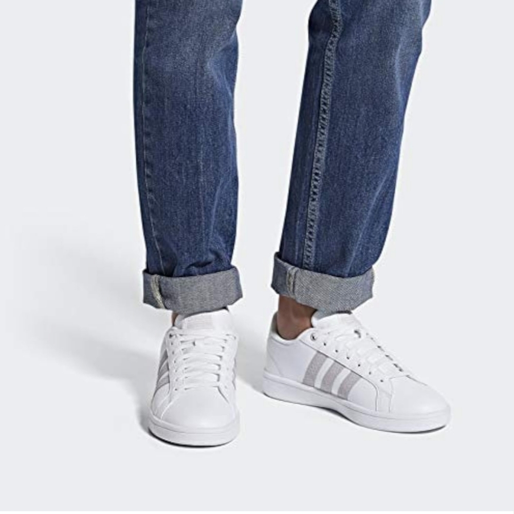Adidas Women's Cloudfoam Advantage Sneaker, White & Gray 9.5